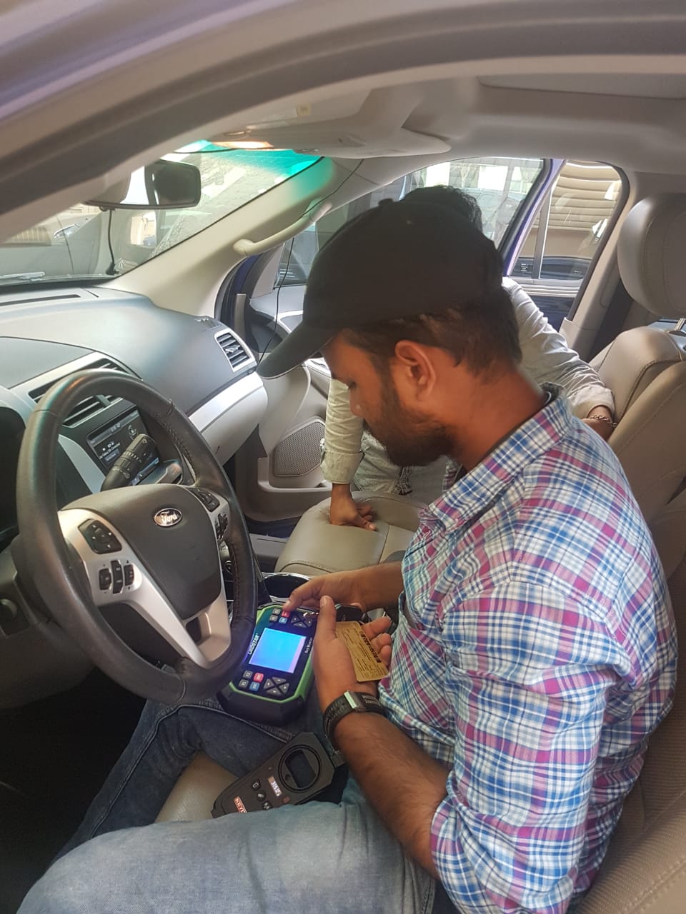 Car Key Programming Services Dubai
