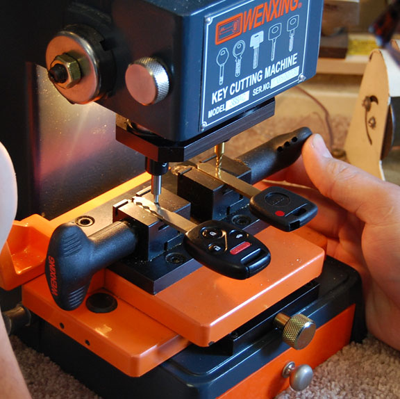 Car Key Cutting Dubai